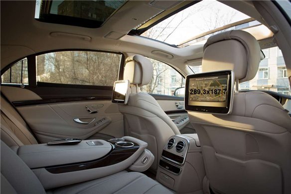 Mercedes-Benz Classe S (W222/X222/C217/A217) 2013-2020 Monitor passeggeri (2 pezzi) 10,2 ExtraShield Screeen Protector-S, SL Mercedes-Benz Classe S (W222/X222/C217/A217) 2013-2020 Monitor passeggeri (2 pezzi) 10,2 ExtraShield Screeen Protector-S, SL