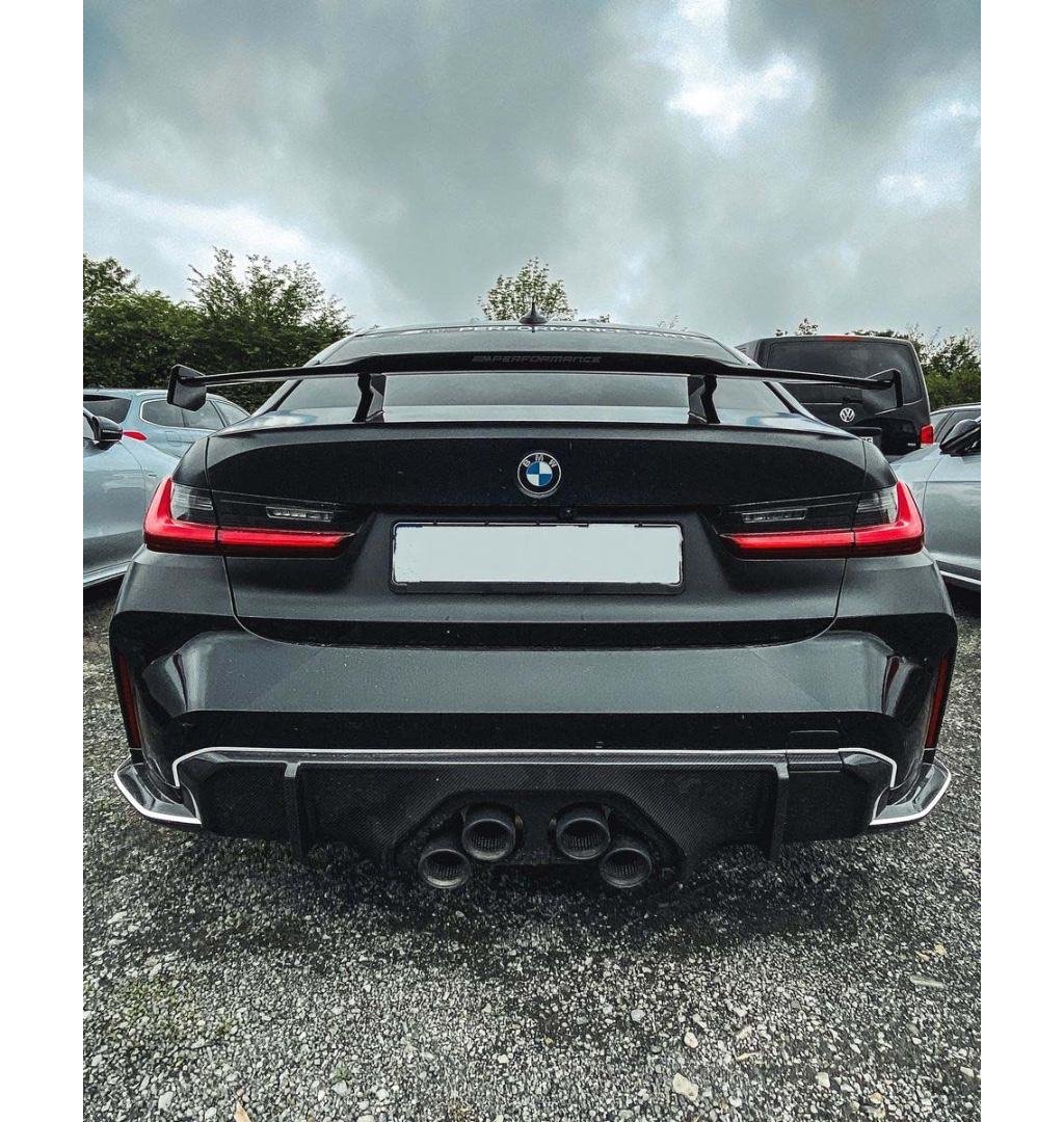 PARAURTI POSTERIORE G80 M3 PERFORMANCE LOOK CON SCARICO PER BMW G20-G20 M3 PARAURTI POSTERIORE G80 M3 PERFORMANCE LOOK CON SCARICO PER BMW G20-G20 M3