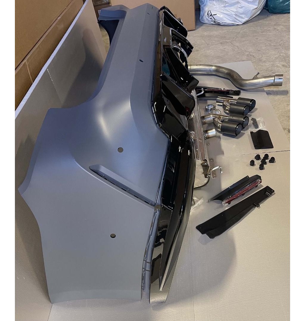 PARAURTI POSTERIORE G80 M3 PERFORMANCE LOOK CON SCARICO PER BMW G20-G20 M3 PARAURTI POSTERIORE G80 M3 PERFORMANCE LOOK CON SCARICO PER BMW G20-G20 M3