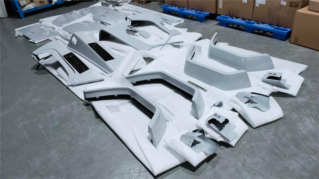 MANSORY G-WIDE BODY KIT with panels for Mercedes-Benz W463A-Body Conversion Kit MANSORY G-WIDE BODY KIT with panels for Mercedes-Benz W463A-Body Conversion Kit