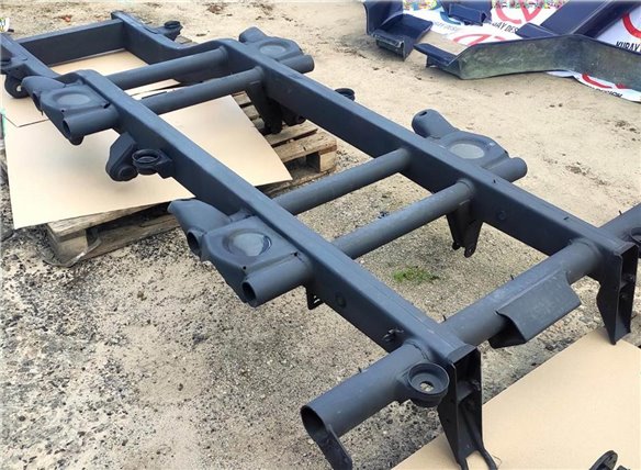 Parte del telaio per Mercedes-Benz Classe G W463A 6x6-G Class W463A XLP 900 6x6 Parte del telaio per Mercedes-Benz Classe G W463A 6x6-G Class W463A XLP 900 6x6