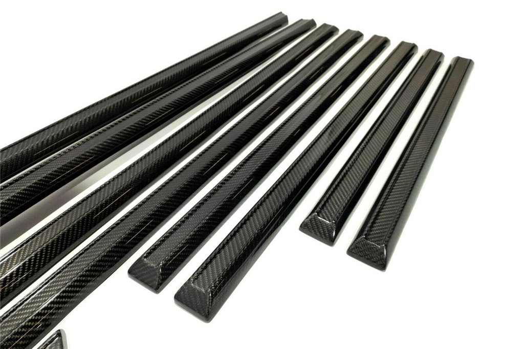 Carbon fiber solid side mouldings for Mercedes-Benz W463 G-Class-Decorative and Functional Accessories