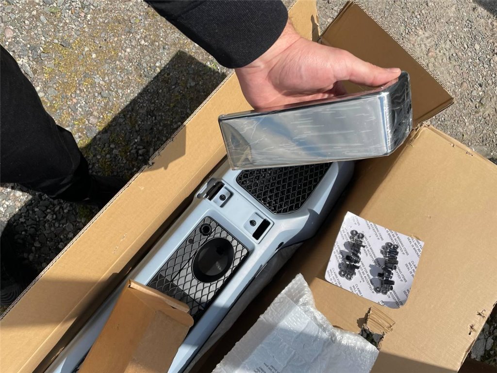 AMG Frontstoßstange für Mercedes W463 1979-2018-Körperteile AMG Frontstoßstange für Mercedes W463 1979-2018-Körperteile