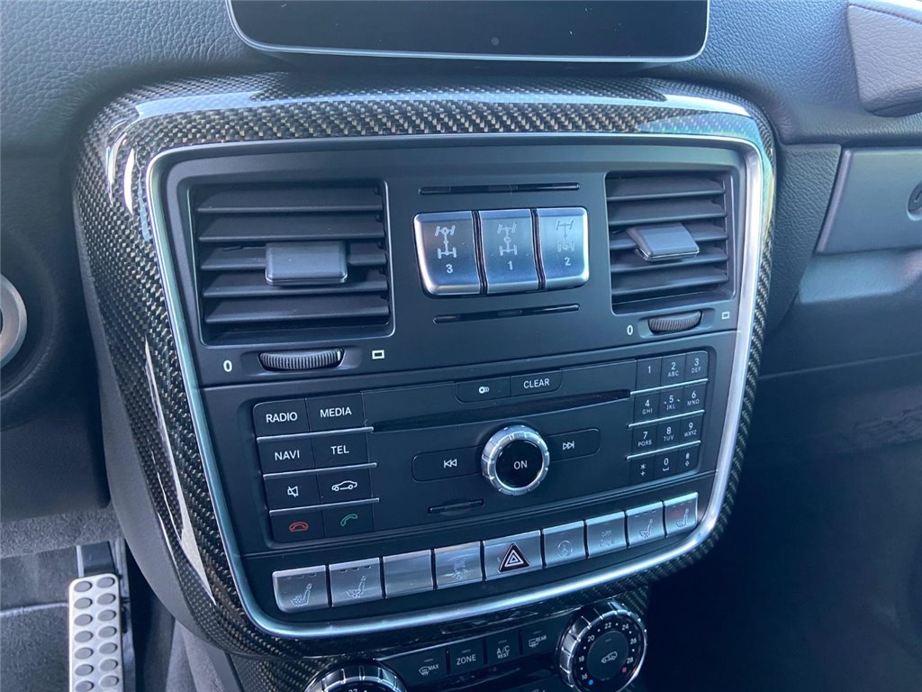Carbonfaser Innenraum Armaturenbrett Platten trimmen Ersatz für Mercedes-Benz W463-Interieur Stil Carbonfaser Innenraum Armaturenbrett Platten trimmen Ersatz für Mercedes-Benz W463-Interieur Stil