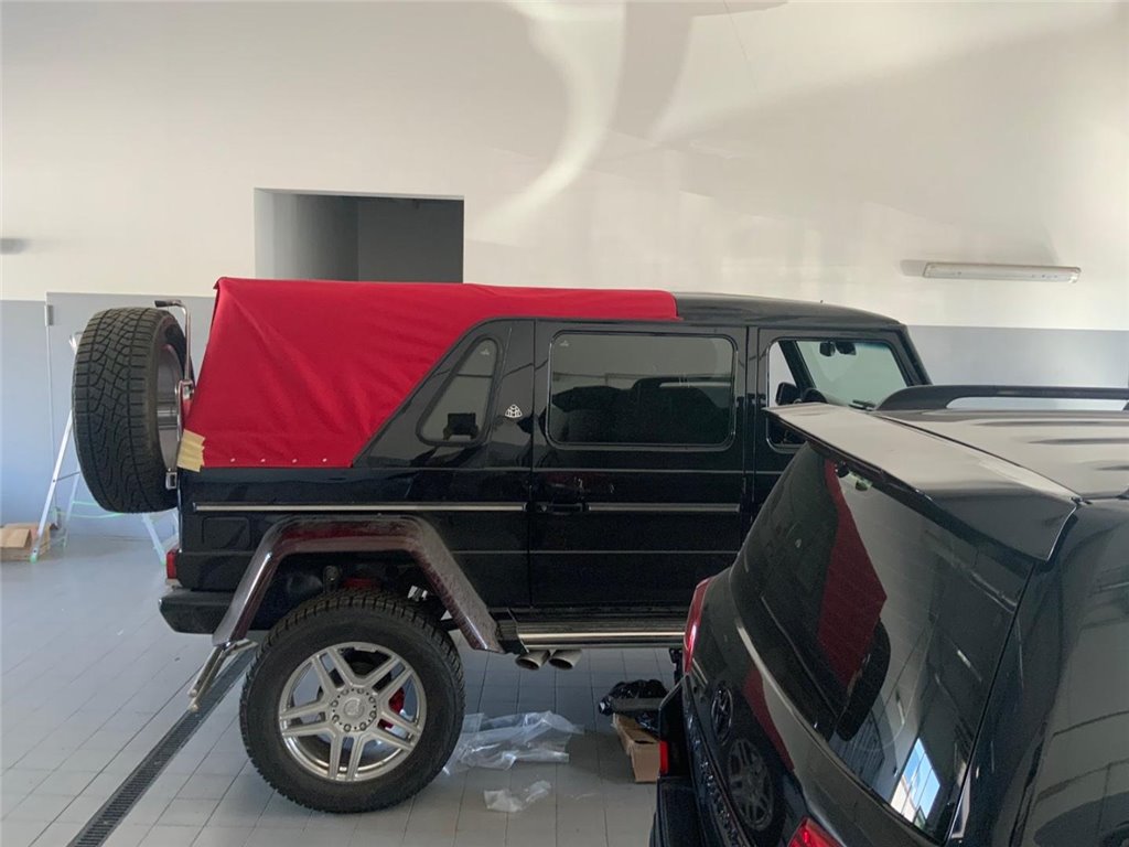 Tetto pieghevole meccanico per Landaulet Maybach Mercedes W463 4 porte-Parti del corpo