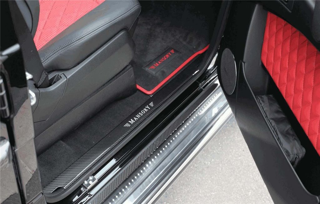 Finiture delle soglie delle porte in carbonio illuminate di Mansory per Mercedes-Benz W463-Elementi di illuminazione Finiture delle soglie delle porte in carbonio illuminate di Mansory per Mercedes-Benz W463-Elementi di illuminazione