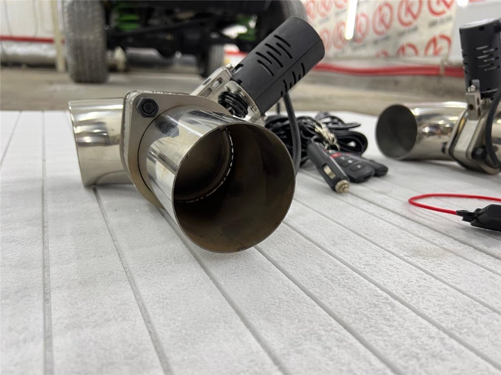 Electric remote controlled power valve for exhaust system Mercedes-Benz W463-Decorative and Functional Accessories