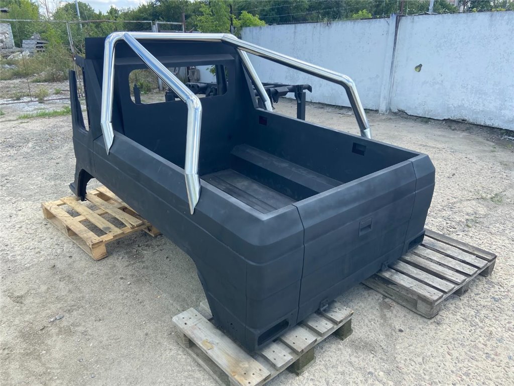 Edelstahl Heckkofferaufbau für 6x6 G-Klasse W463-G Class W463 6x6