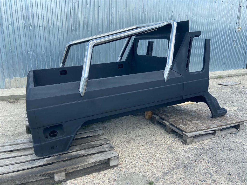 Edelstahl Heckkofferaufbau für 6x6 G-Klasse W463-G Class W463 6x6