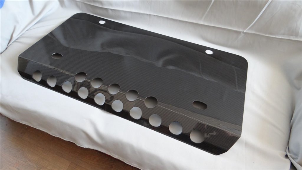 Carbon fiber front skid plate for Mercedes-Benz W463 6x6 G-Class-G Class W463 6x6 Carbon fiber front skid plate for Mercedes-Benz W463 6x6 G-Class-G Class W463 6x6