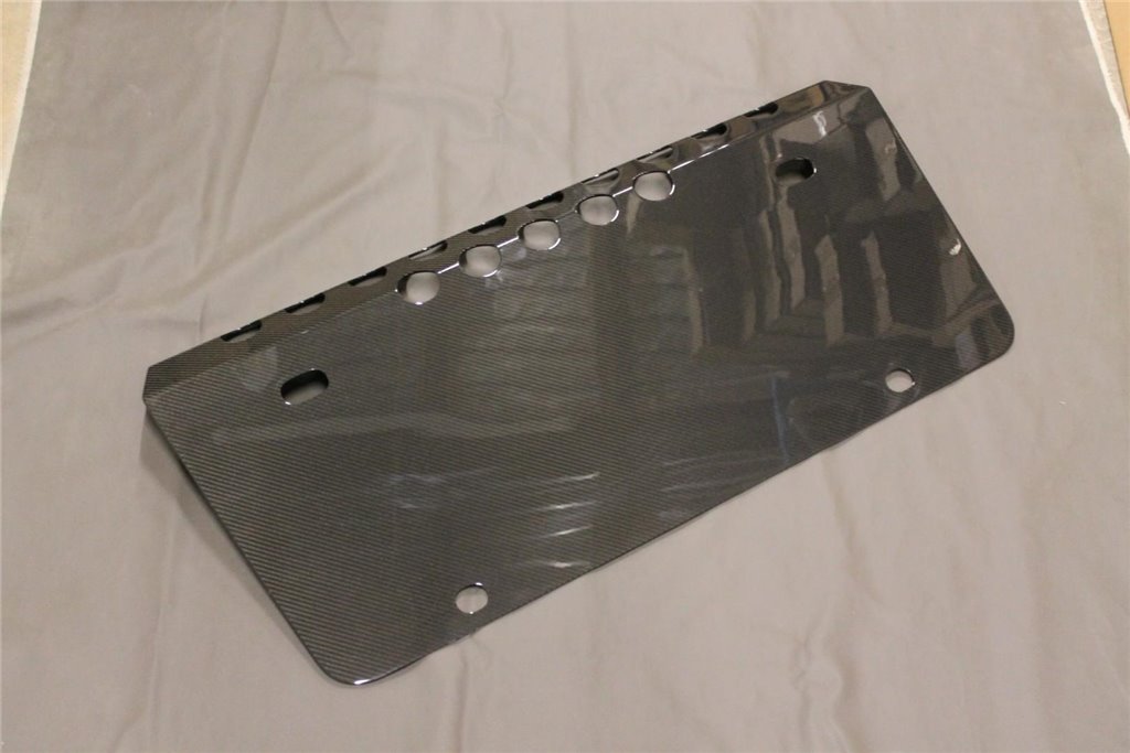 Carbon fiber front skid plate for Mercedes-Benz W463 6x6 G-Class-G Class W463 6x6 Carbon fiber front skid plate for Mercedes-Benz W463 6x6 G-Class-G Class W463 6x6