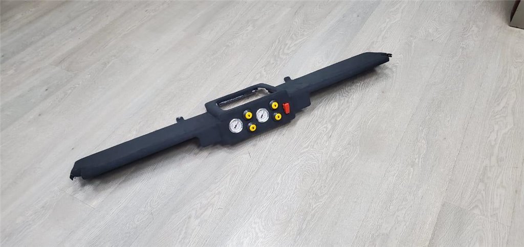 Automatisches Raddrucksystem CTIS für 4 Leichtmetallräder Mercedes-Benz W463 4x4-G Class W463 4x4 Automatisches Raddrucksystem CTIS für 4 Leichtmetallräder Mercedes-Benz W463 4x4-G Class W463 4x4
