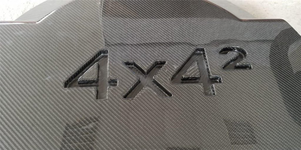 Copriruota di scorta posteriore in fibra di carbonio SENZA montaggio per Mercedes-Benz W463 G-Wagon 4x4 Squared-G Class W463 4x4 Copriruota di scorta posteriore in fibra di carbonio SENZA montaggio per Mercedes-Benz W463 G-Wagon 4x4 Squared-G Class W463 4x4