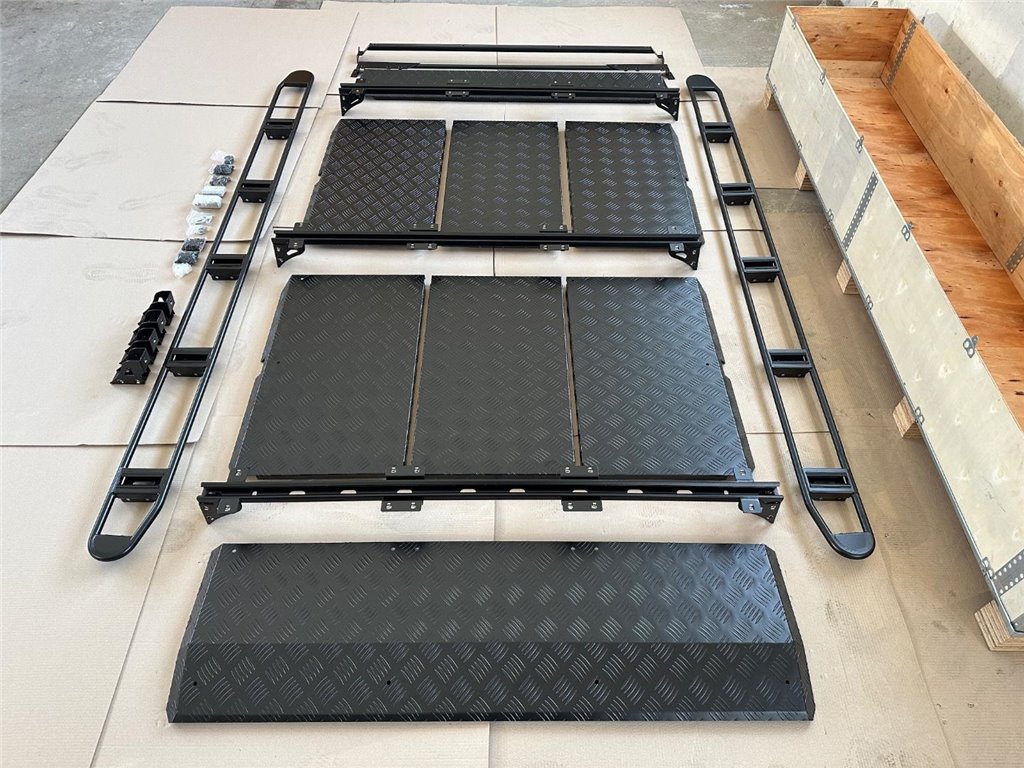 Metallischer Dachträger für Mercedes-Benz W463A 4x4 G-Wagon-G Class W463A 4x4 Metallischer Dachträger für Mercedes-Benz W463A 4x4 G-Wagon-G Class W463A 4x4