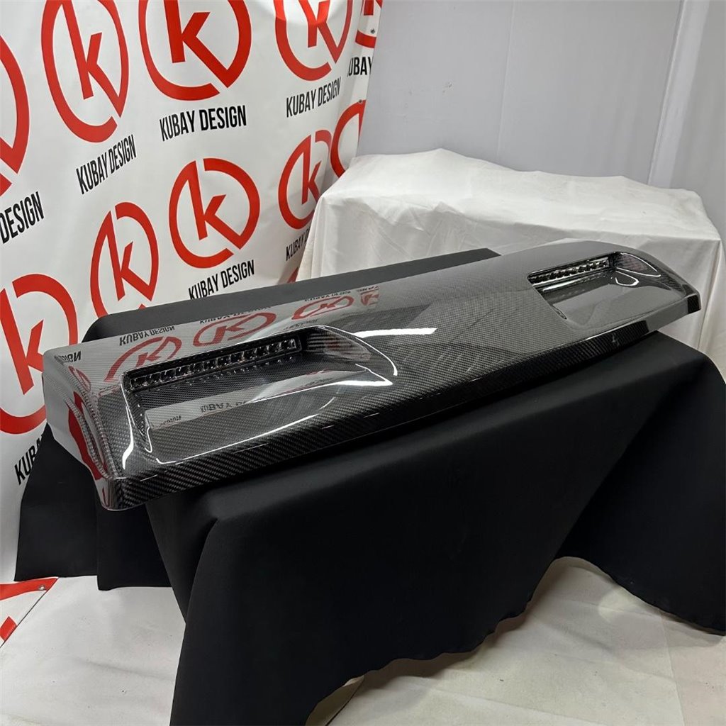 Kohlefaser Frontdachspoiler mit LEDs für Mercedes-Benz W463A 4x4 A4638807303/008-G Class W463A 4x4 Kohlefaser Frontdachspoiler mit LEDs für Mercedes-Benz W463A 4x4 A4638807303/008-G Class W463A 4x4