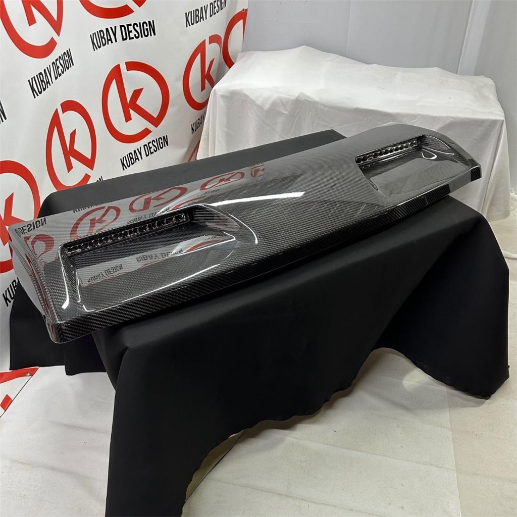 Kohlefaser Frontdachspoiler mit LEDs für Mercedes-Benz W463A 4x4 A4638807303/008-G Class W463A 4x4 Kohlefaser Frontdachspoiler mit LEDs für Mercedes-Benz W463A 4x4 A4638807303/008-G Class W463A 4x4