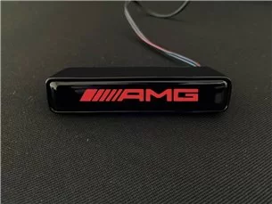 Stile AMG ROSSO Griglia anteriore Badge Led Logo illuminato per i veicoli Mercedes-Benz-Emblemi 2