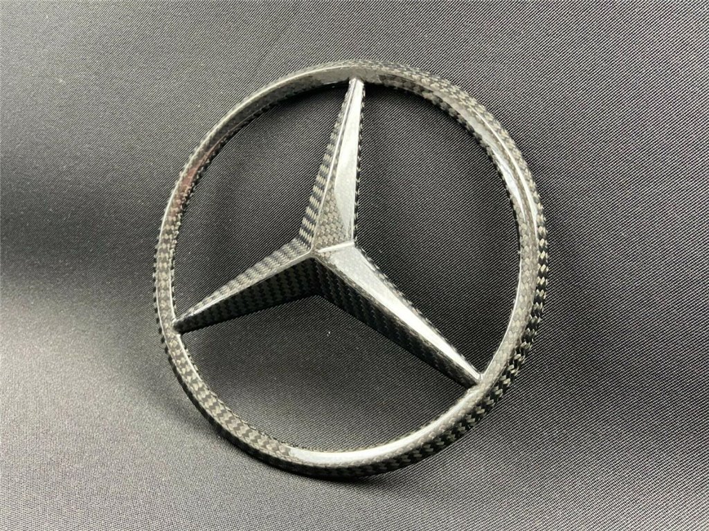 Griglia del radiatore in fibra di carbonio stile stella distintivo logo emblema per le auto Mercedes-Benz-Emblemi