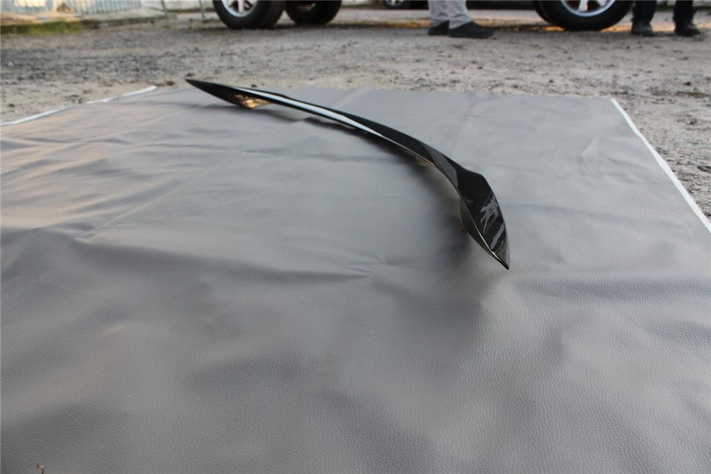 Tesla Modes S Rear Carbon Spoiler-Modes S
