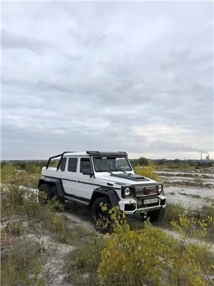 Mercedes Benz W463 6x6 G500-Mercedes Benz W463 6x6 G500 2