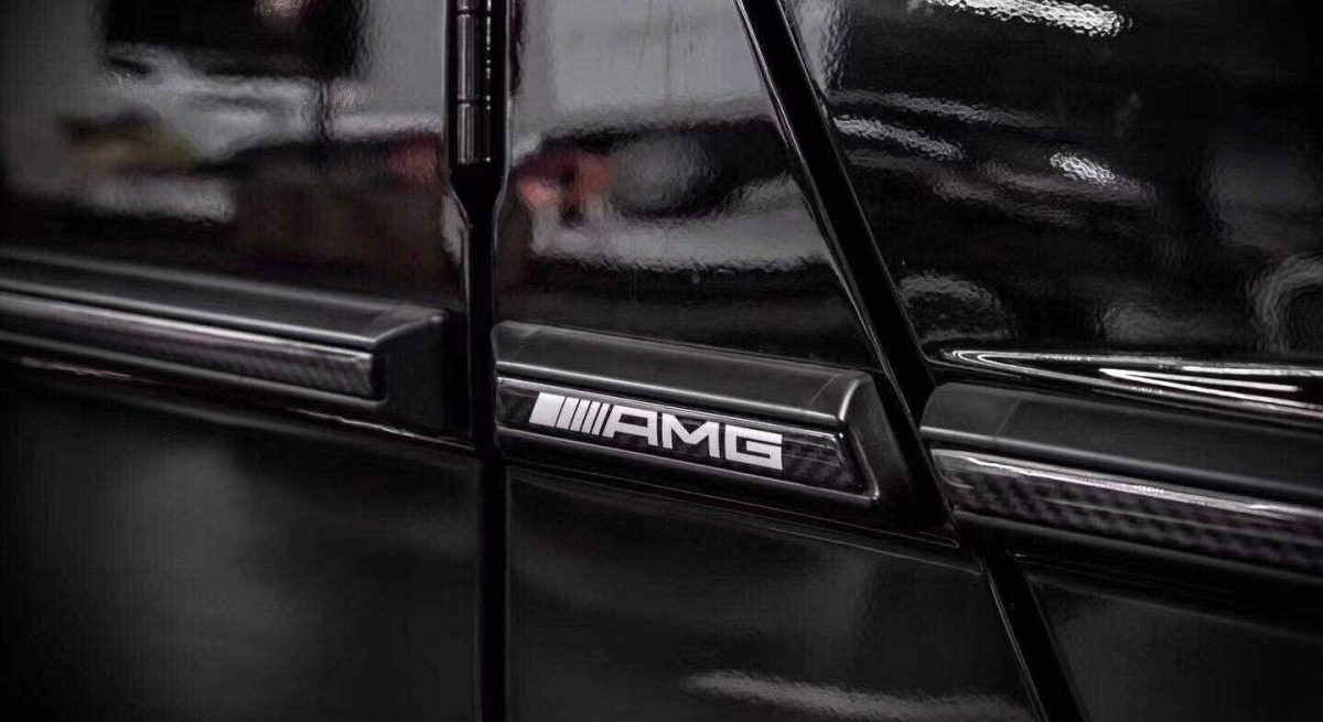 AMG Carbon Fiber Side Mouldings Insertions Set for Mercedes-Benz G-Class W463  - Image 2