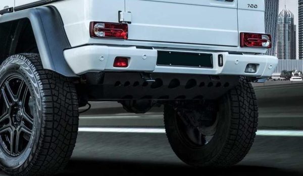 Rear skid plate in matte black stainless steel for Mercedes-Benz G-Class W463, heavy-duty rear underbody protection with rugged design