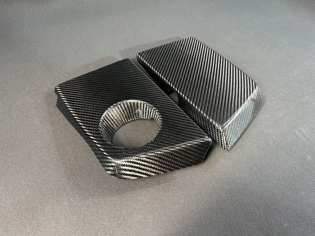 Carbon Fiber AMG Style Engine Trim for Mercedes-Benz W463 G63 - Image 4