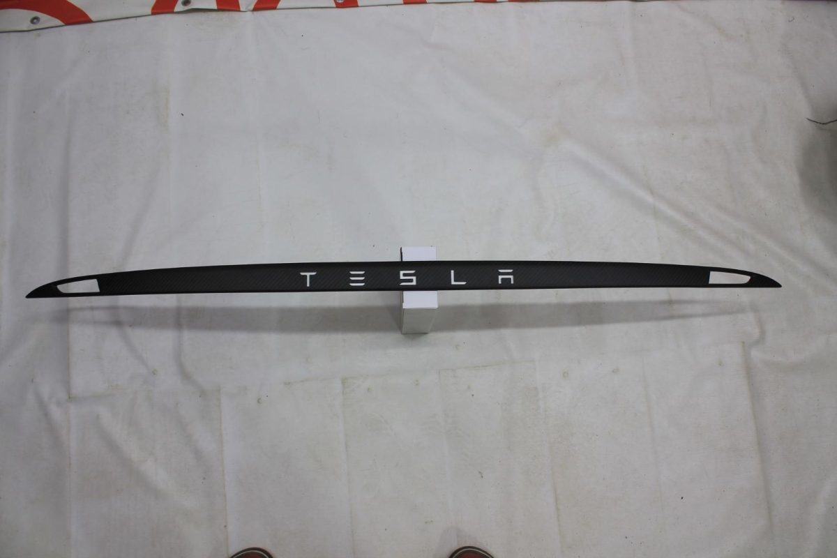 Carbon Fiber Rear Trunk Trim with LED for Tesla Model S - Image 6