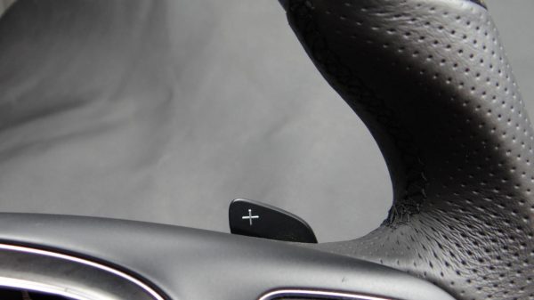 Steering Wheel Carbon Leather Mercedes-Benz E-Class W212 Phono 3