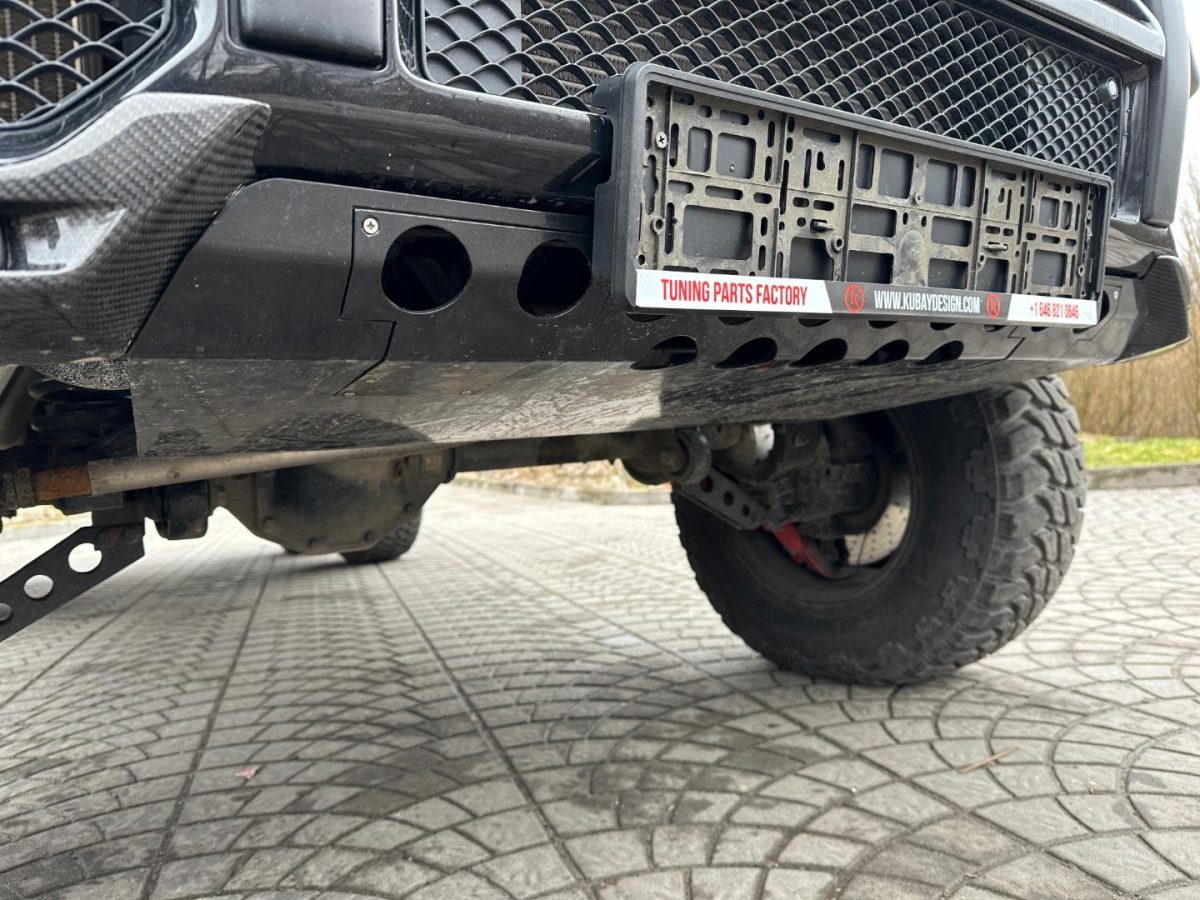 Mercedes Benz W463 G63 AMG 6x6 - Image 17