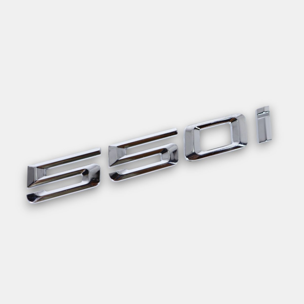 Chrome metal 550i badge