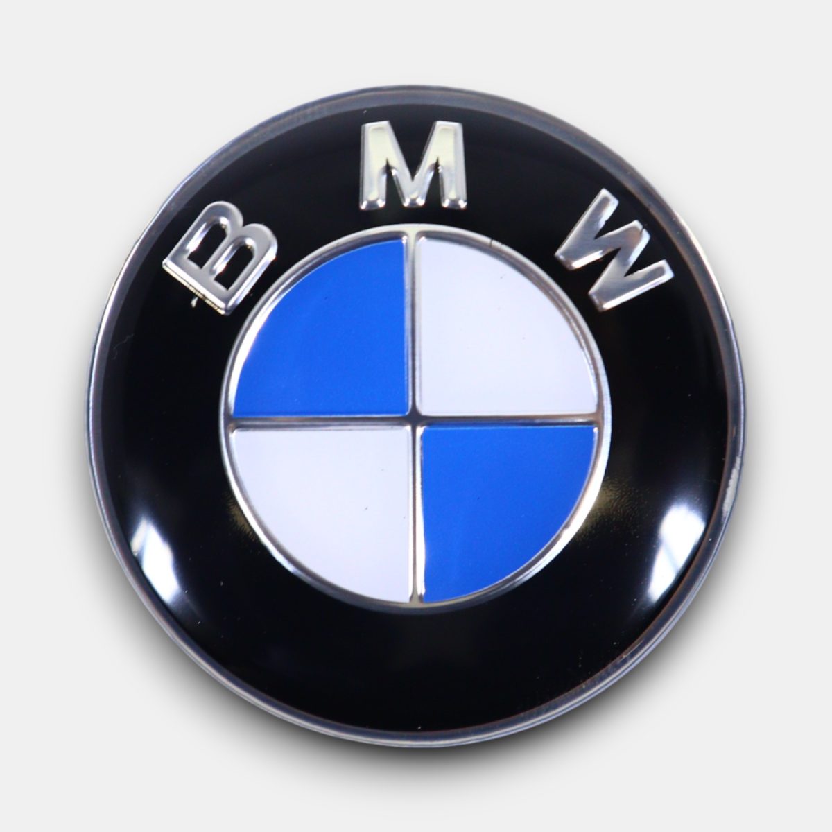 BMW Steering Wheel Emblem 44 mm (1) BMW steering wheel emblem