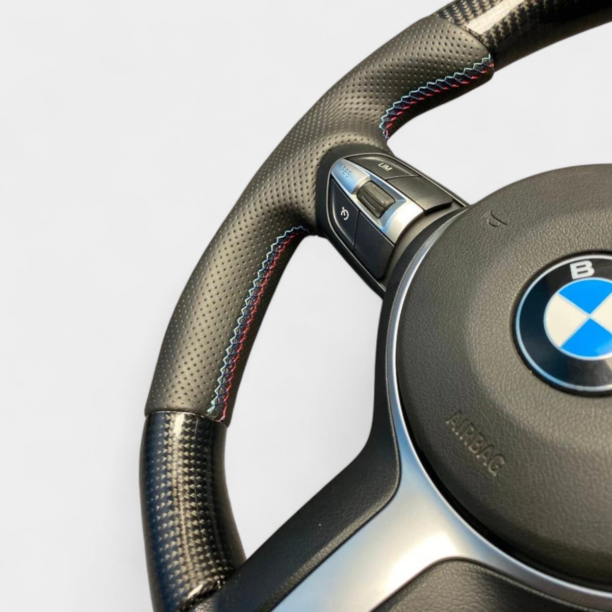 Kubay Design carbon wheel BMW F15 interior