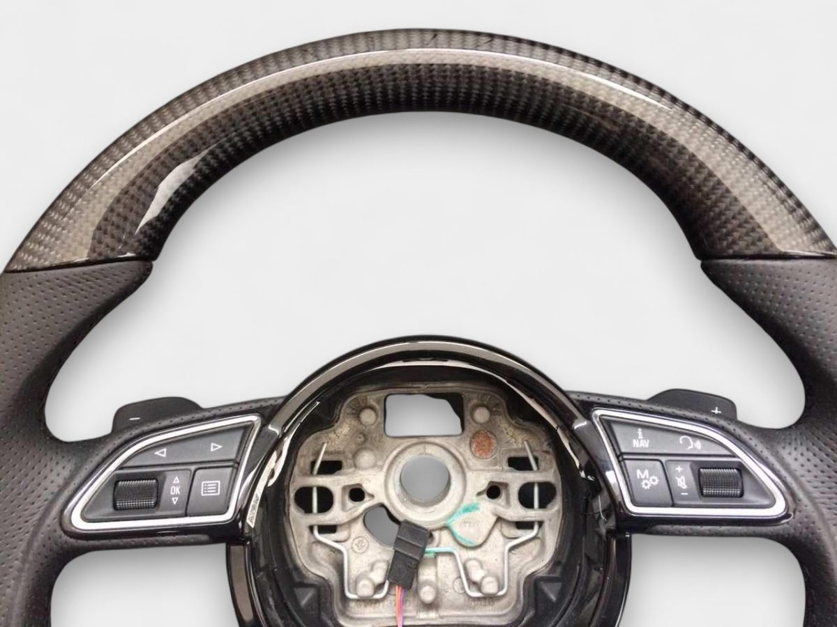 carbon fiber perforated leather steering wheel audi rs6