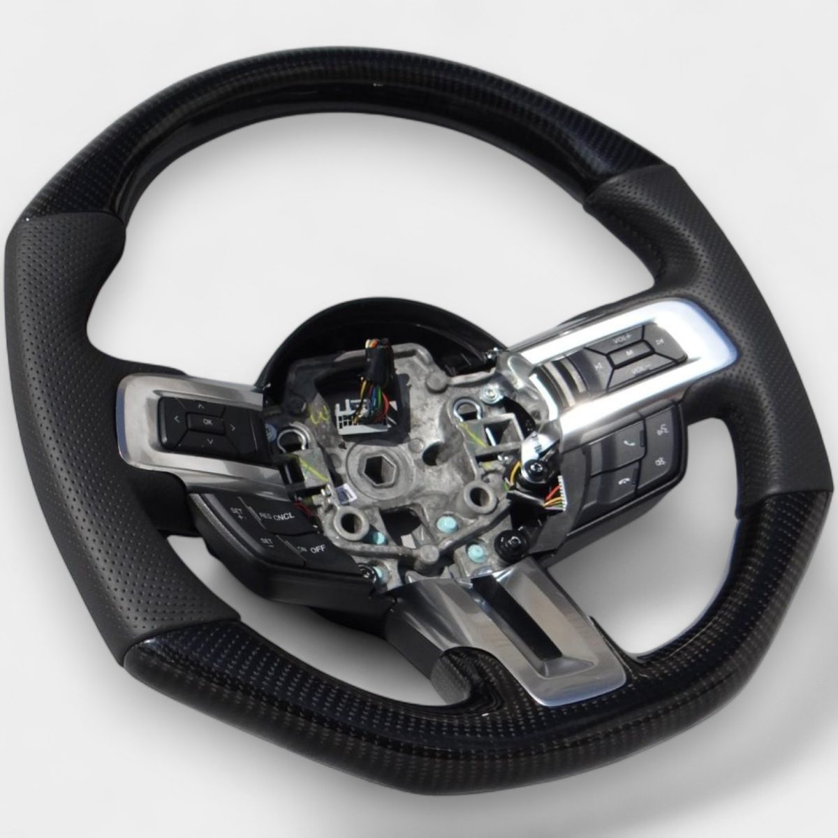 carbon and leather steering wheel shelby gt