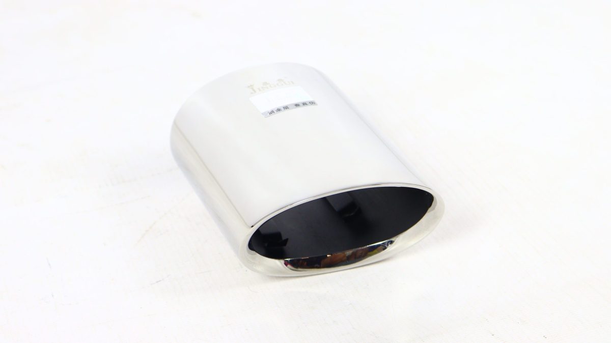 Metal exhaust tip for BMW X1