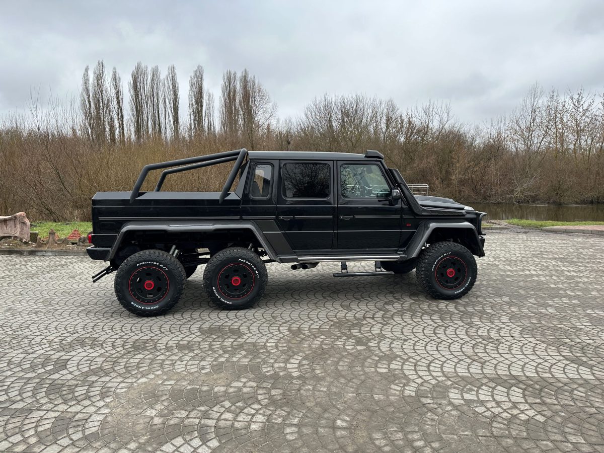 Mercedes Benz W463 G63 AMG 6x6 - Image 2
