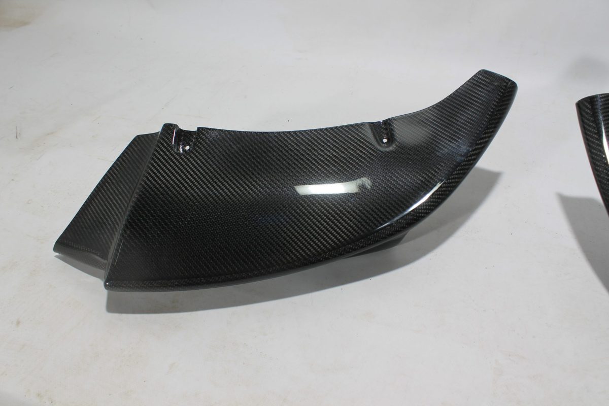 Genuine carbon front bumper brackets BMW F10