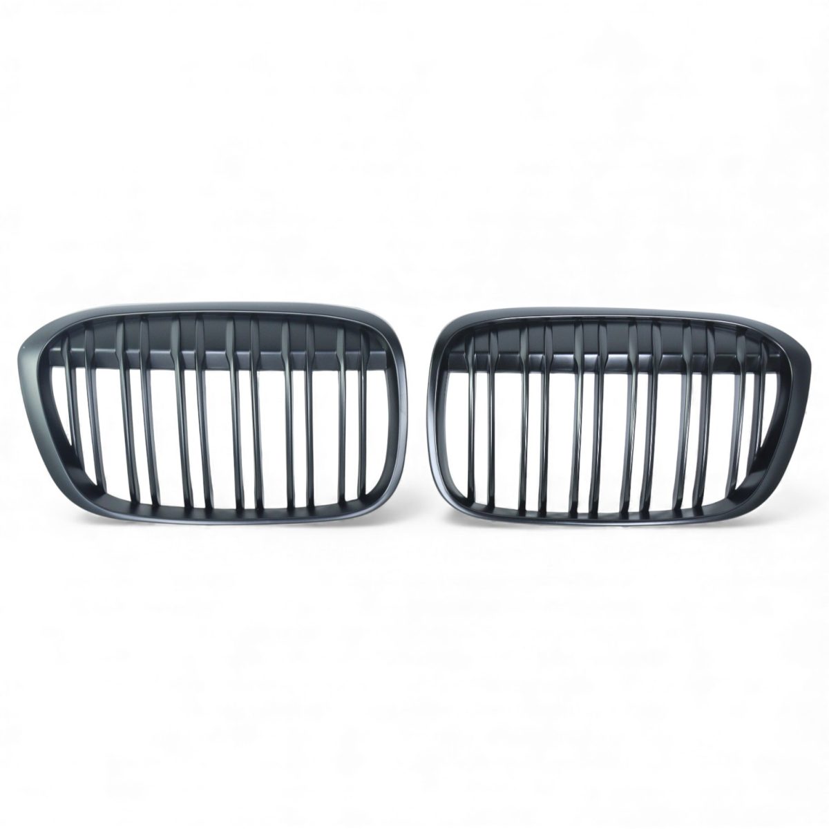 Matte Black Kidney Grilles for BMW X1 F48 2015+ (1) BMW F48 matte black