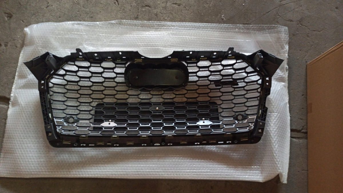 RS5 grey grille Audi A5 F5