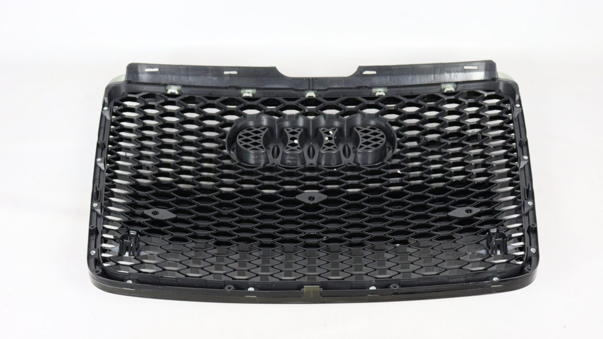 Audi A6 black radiator grille upgrade