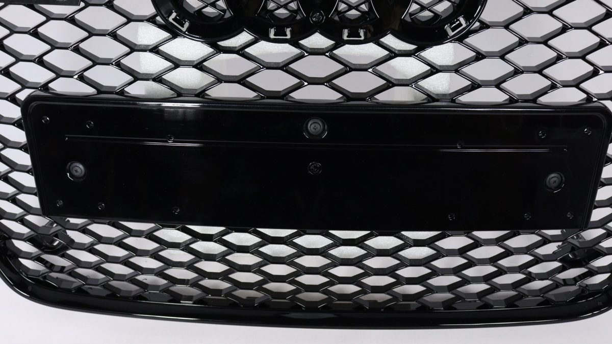 Q7 RS black bumper grille
