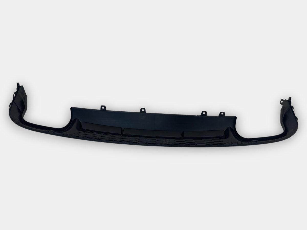 Audi A6 C8 rear diffuser with exhaust trims