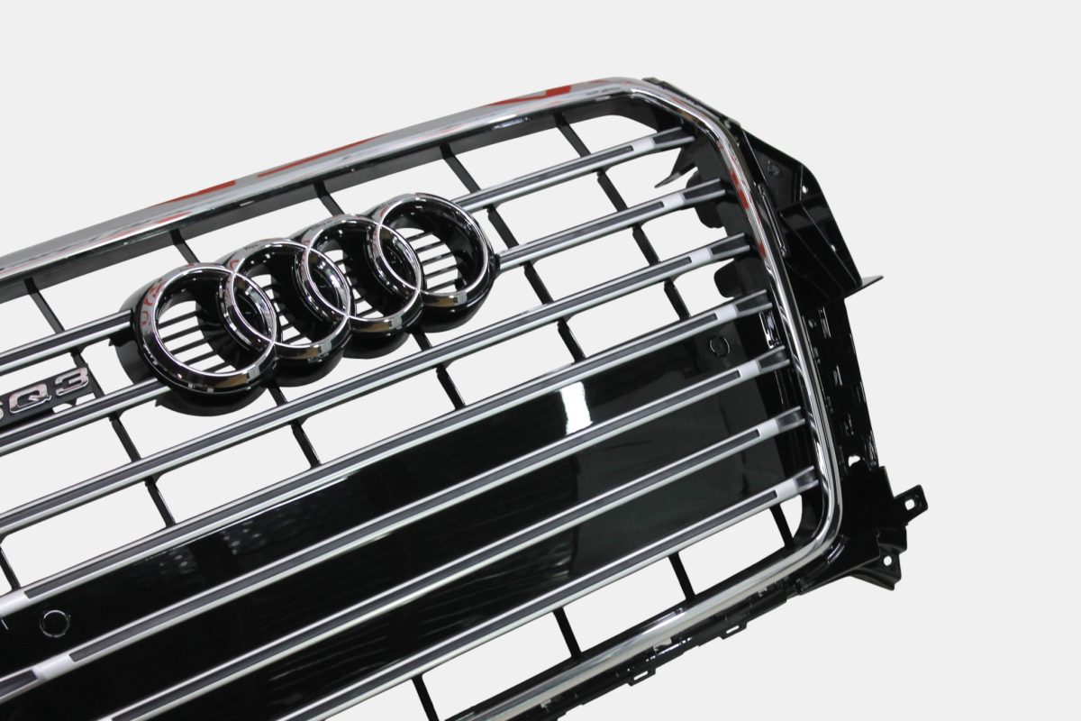 Audi Q3 SQ style grille chrome