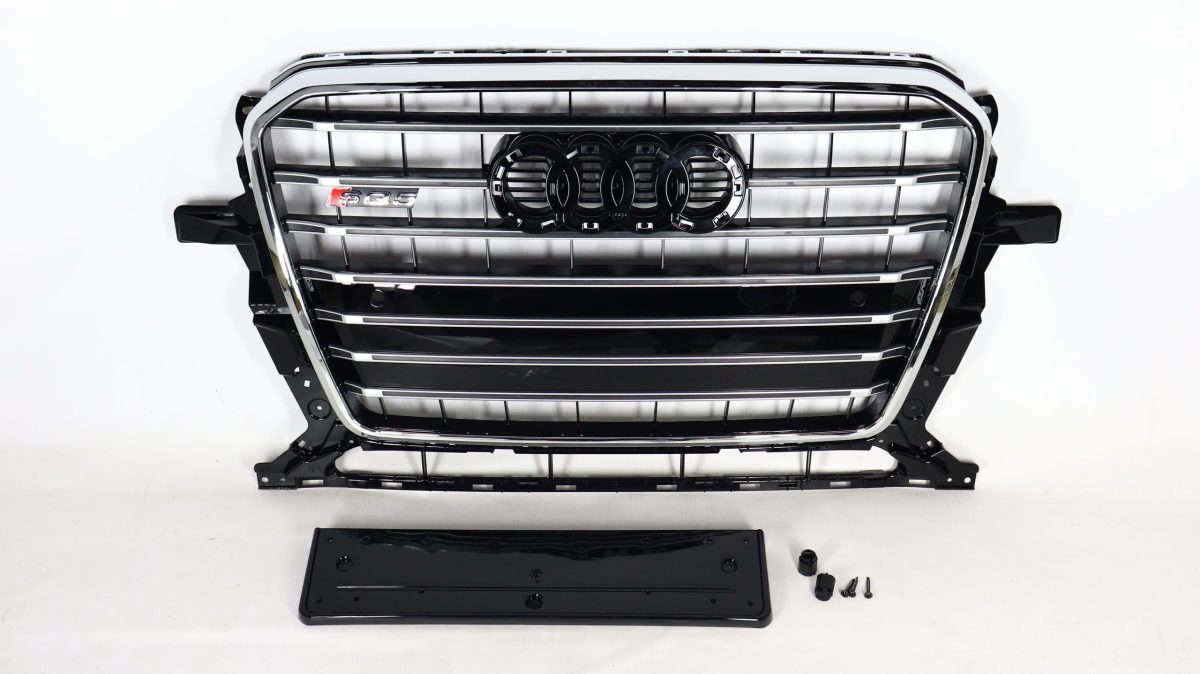Audi Q5 S-Line chrome black grille
