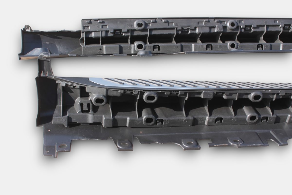 X6 F16 side sill kit