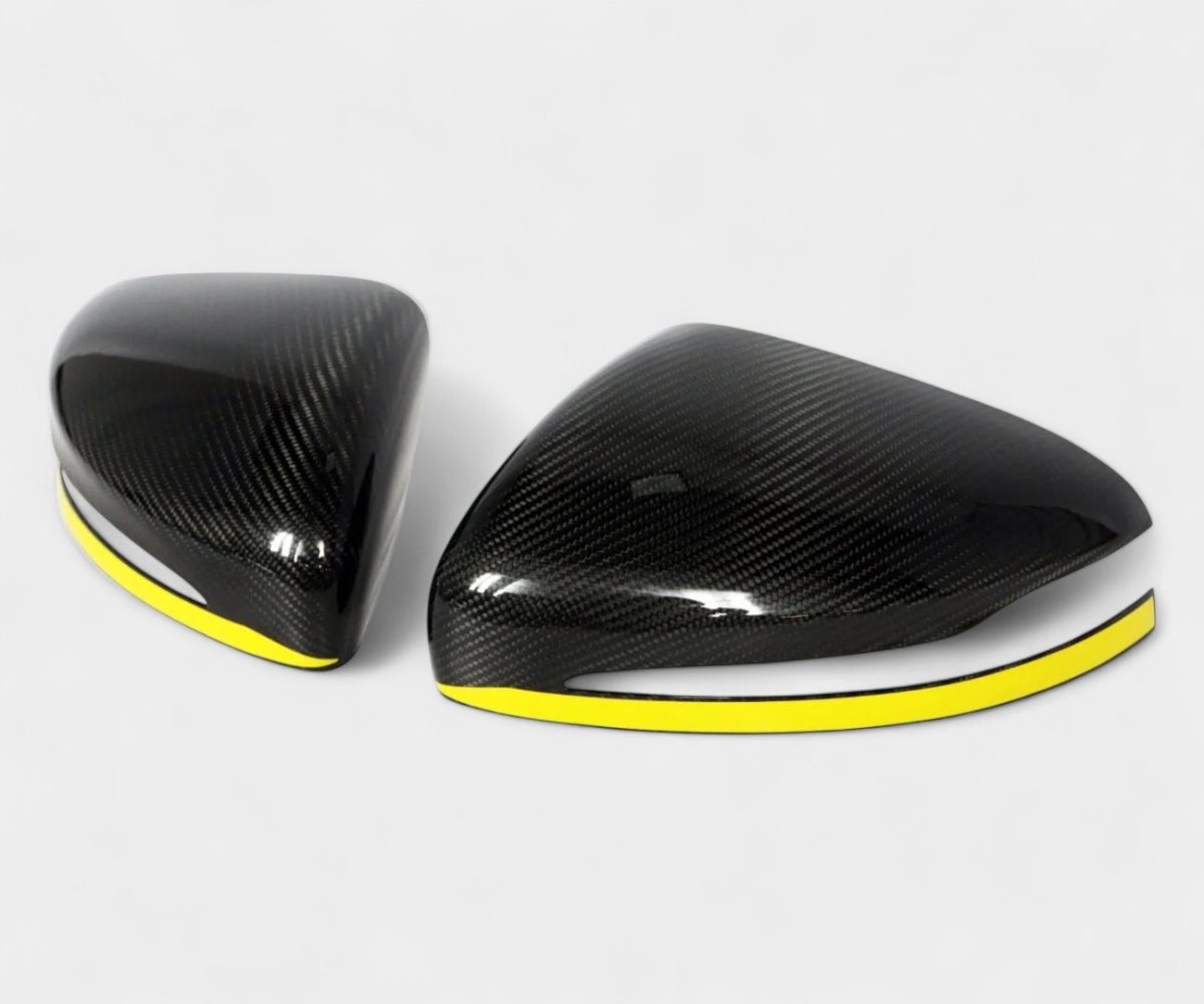 Yellow stripe detail on carbon mirror cover G-Wagon