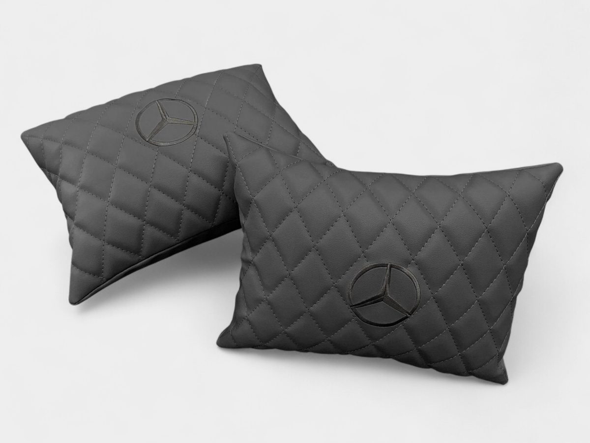 Sporty black leather car mats for Mercedes-Benz G-Class cabin
