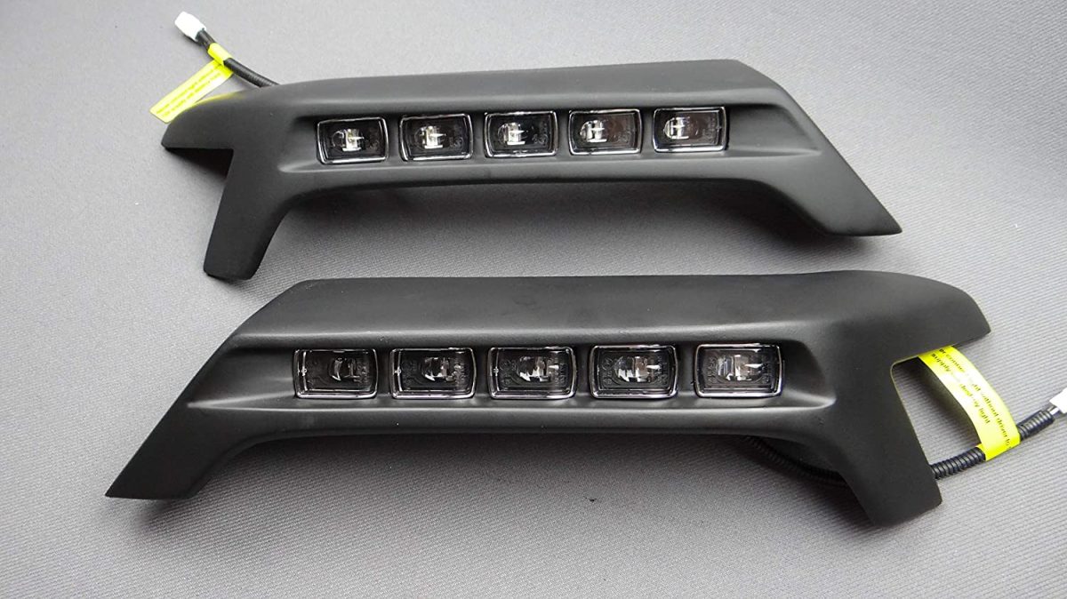 Fiberglass Front Small Lip Spoiler with LED Lights for Mercedes-Benz G-Class W463 4×4 / 6×6  - Image 3
