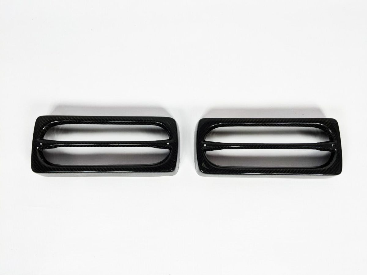 Carbon Fiber Rear Tail Light Frame Covers for Mercedes-Benz W463 4×4 6×6  - Image 4